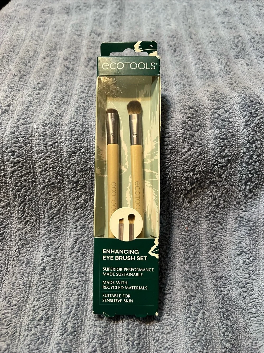 Makeup Tools Bundle. Vitamasques, Hello Kitty and Real Techniques